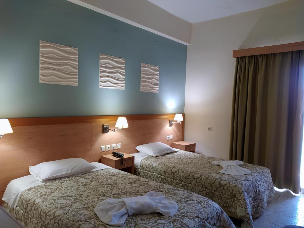 Plaz Hotel 塞里安迪卡 外观 照片