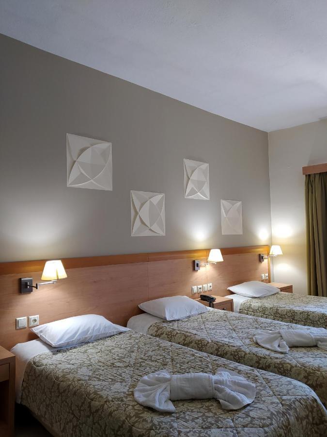 Plaz Hotel 塞里安迪卡 外观 照片