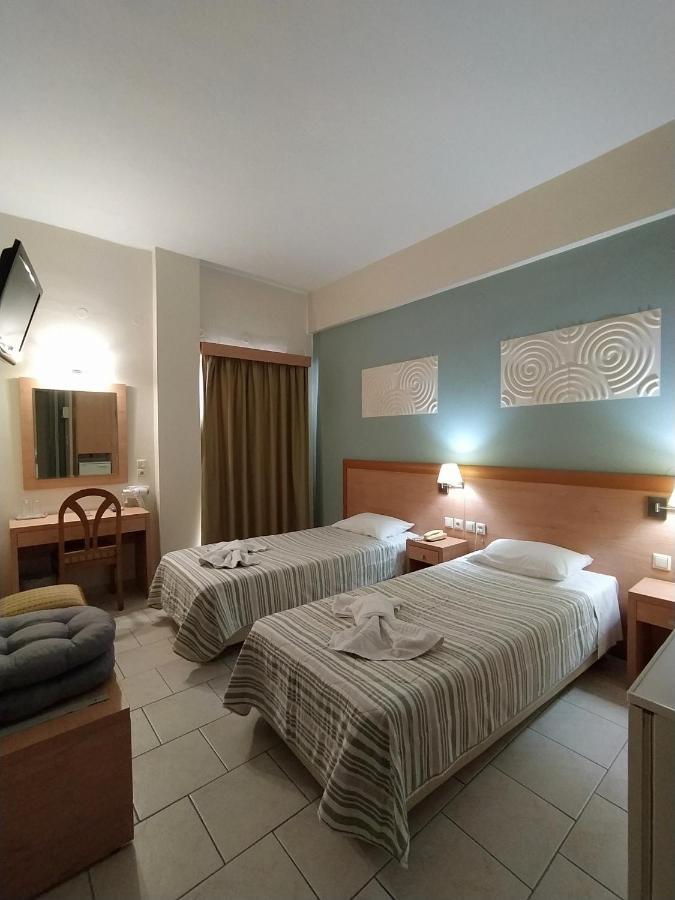 Plaz Hotel 塞里安迪卡 外观 照片