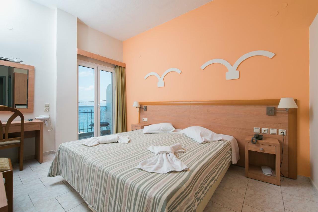 Plaz Hotel 塞里安迪卡 外观 照片